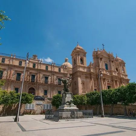 Casa Del Sole * Noto