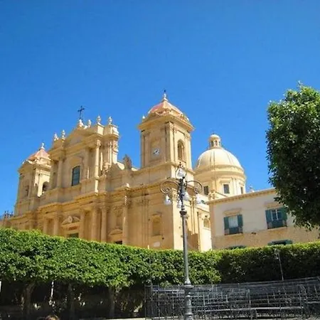 Casa Del Sole Noto